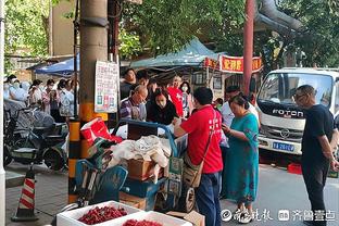 伊朗媒体：阿里-代伊接机C罗的传言并非事实，他并未前往